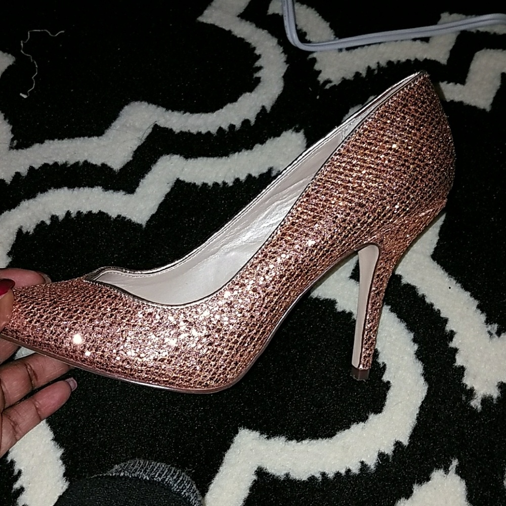 Shoes - Picture 2 of 3