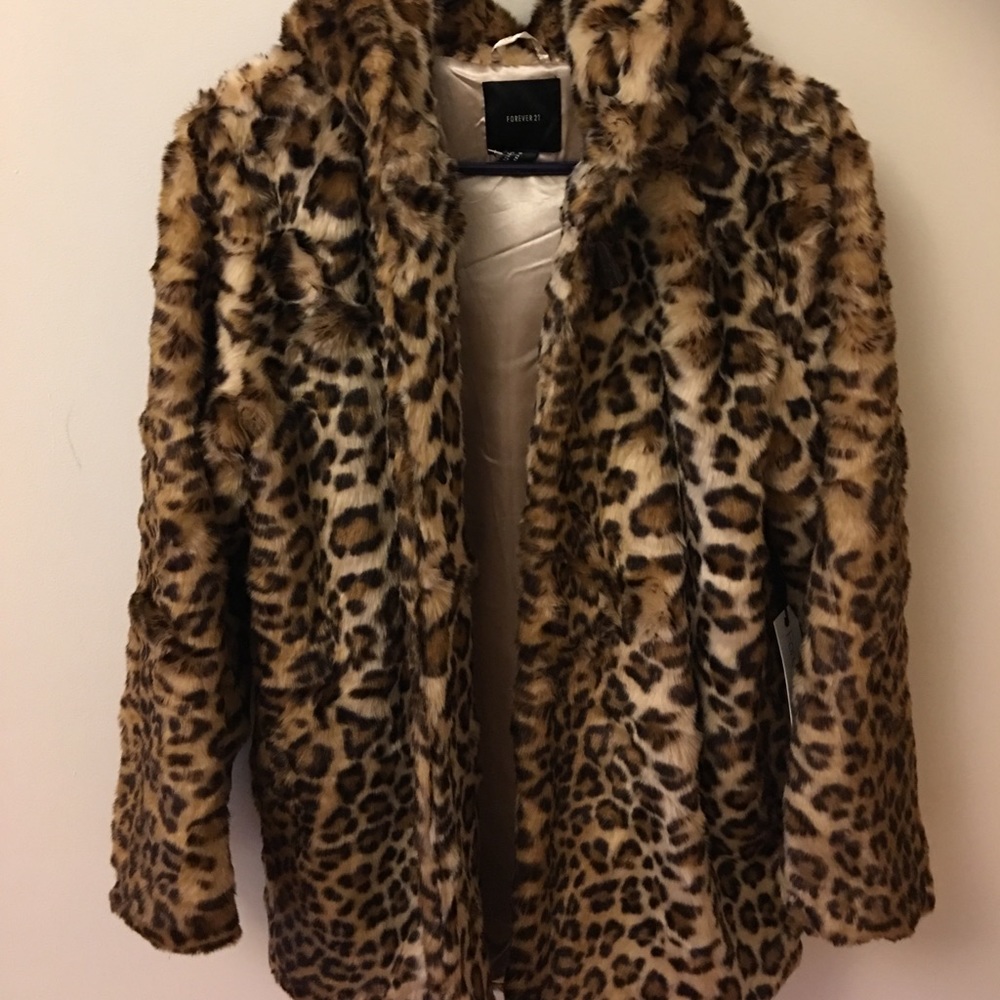 Animal prints Faux fur coat brand new