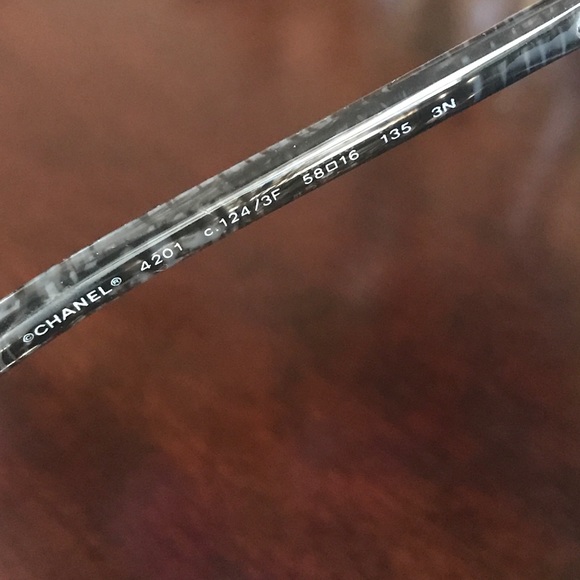 Chanel Aviator - Picture 4 of 4