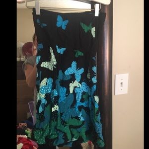 Adorable strapless butterfly dress