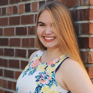 Meet your Posher, Sophia