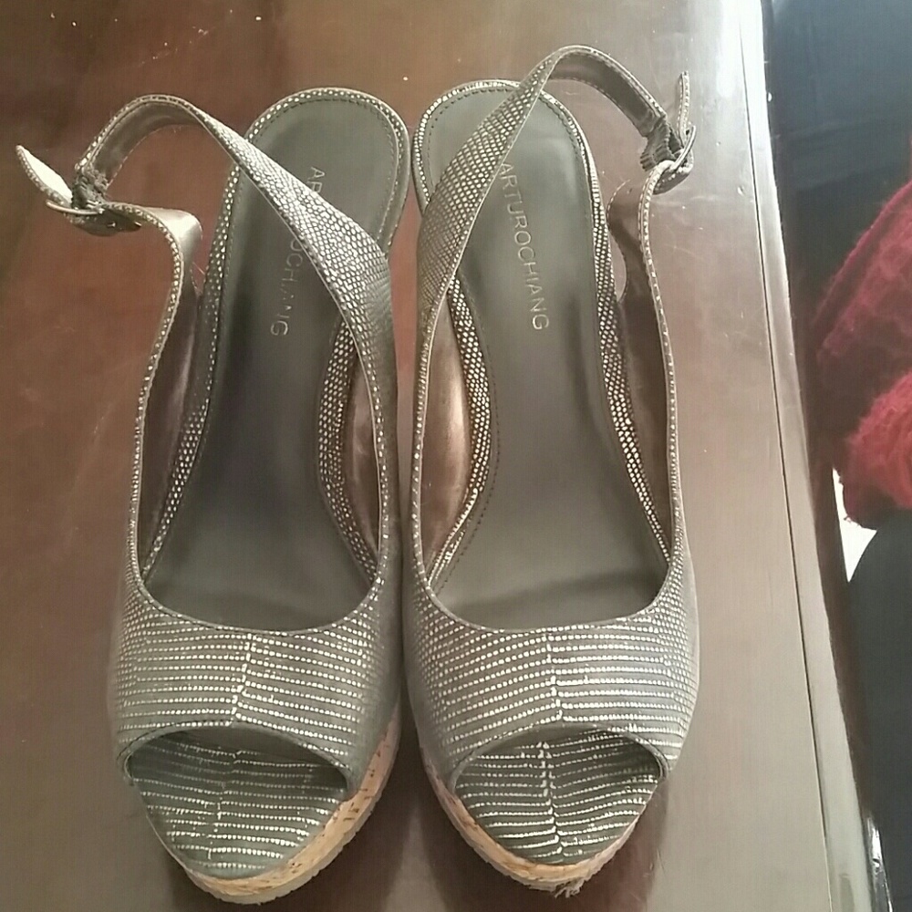 Arturo Chiang shoes
