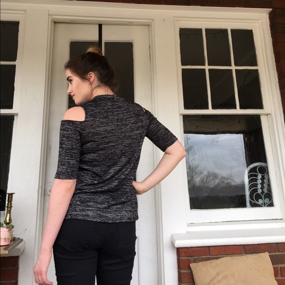 Heather gray cold shoulder top, high collar - Picture 2 of 5