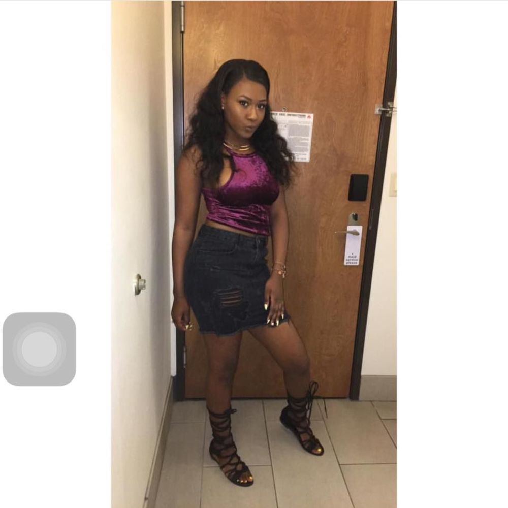 Meet your Posher, Daniellee