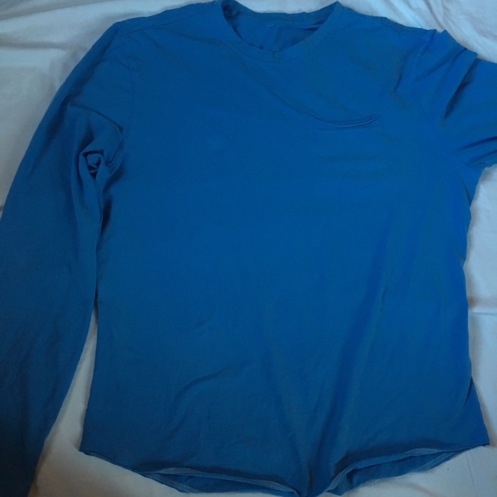 Men's long sleeve lulu lemon shirt