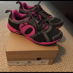 Pearl Izumi running shoes