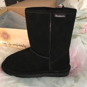 Bearpaw Emma Short Boots