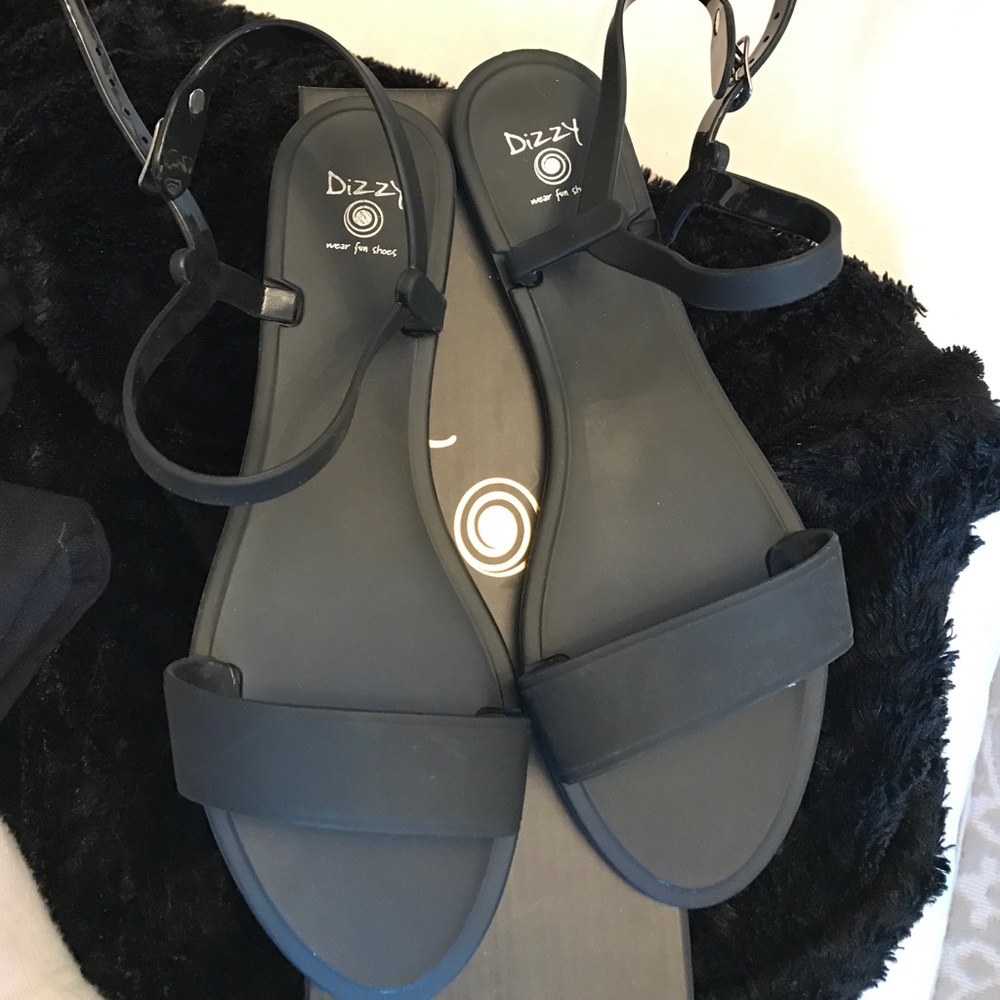 Dizzy Black Sandal
