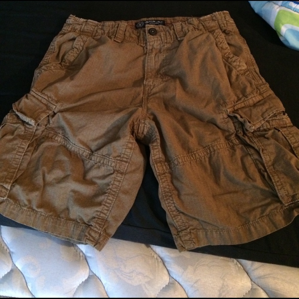 American Eagle khaki cargo shorts