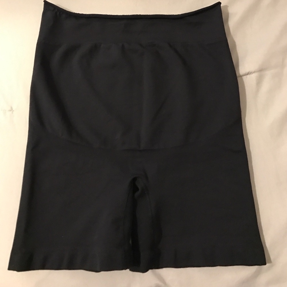 A Pea in the Pod Maternity Spanx!