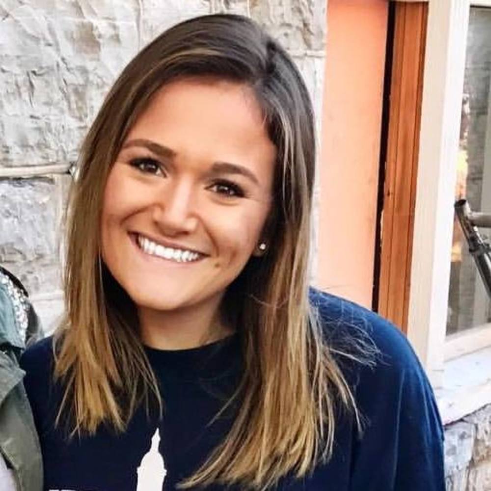 Meet your Posher, Emi