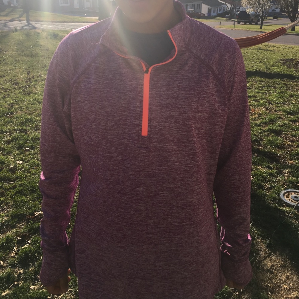 athletic pullover