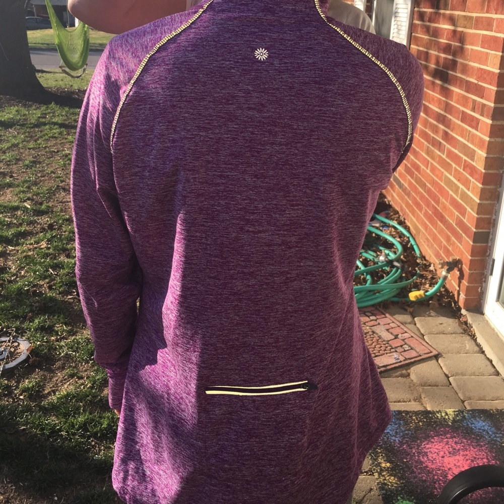 athletic pullover - Picture 2 of 2