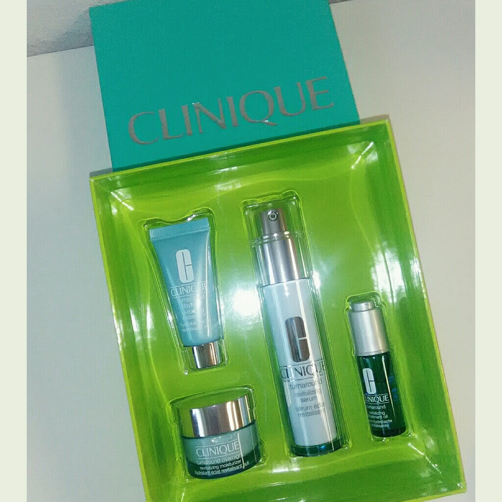 Clinique Turnaround Set