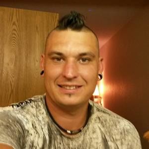 Meet your Posher, Jarred