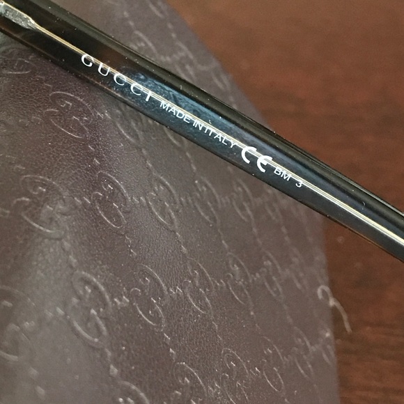 Gucci Sunglasses - Picture 4 of 6