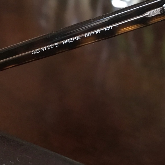 Gucci Sunglasses - Picture 5 of 6