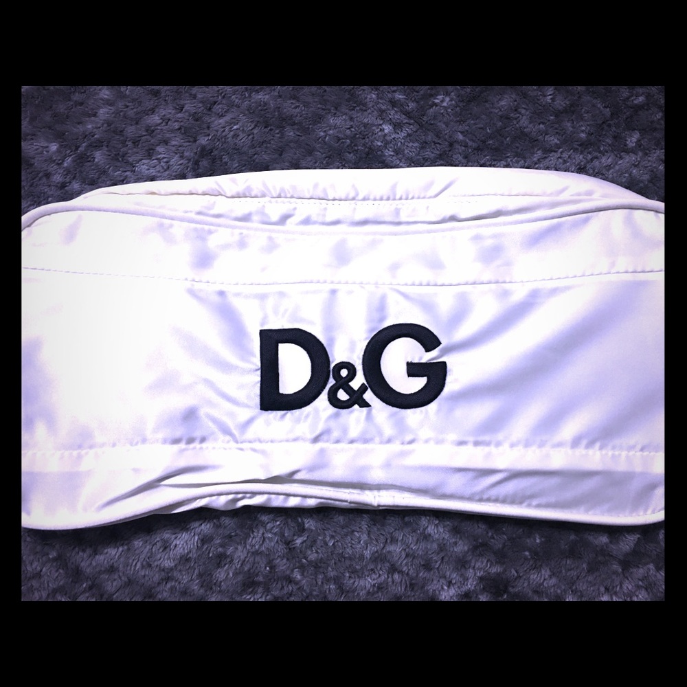 ❌SOLD❌ Dolce & Gabbana white fanny pack/belt purse