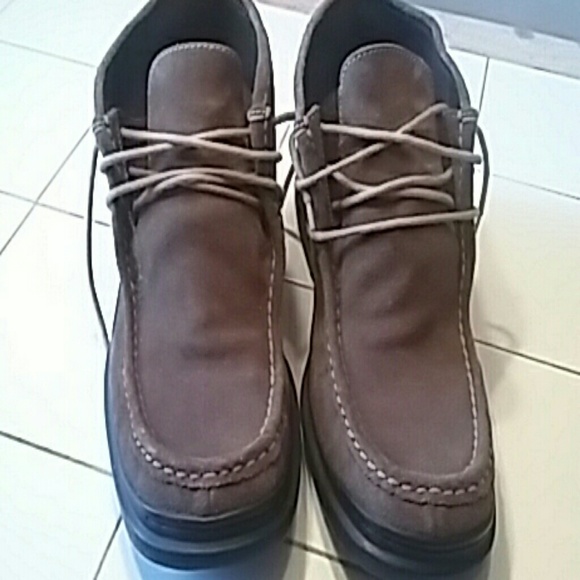 Cole Haan suede boots sz.9.5 - Picture 1 of 3