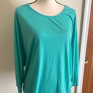 ❤BOGO Green ¾ sleeve Dolman top