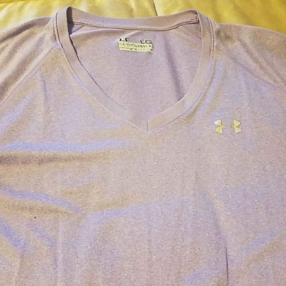 Under Armour v-neck t-shirt