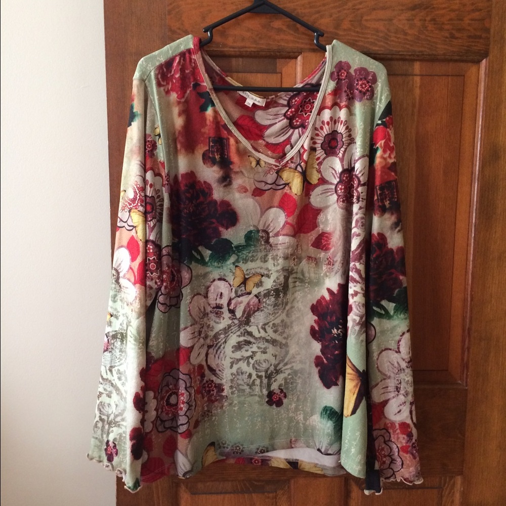 Tan with flowers, long sleeve tee size 3X
