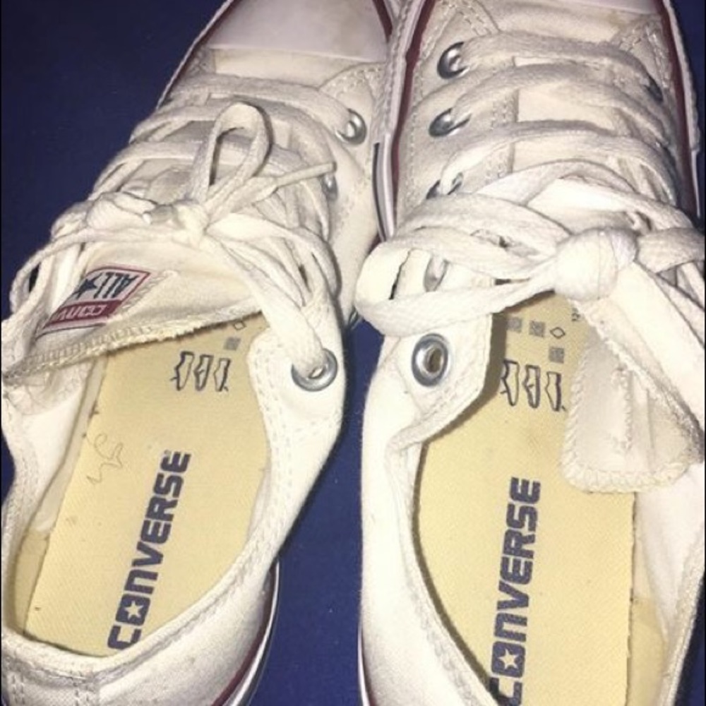 White converse shoes