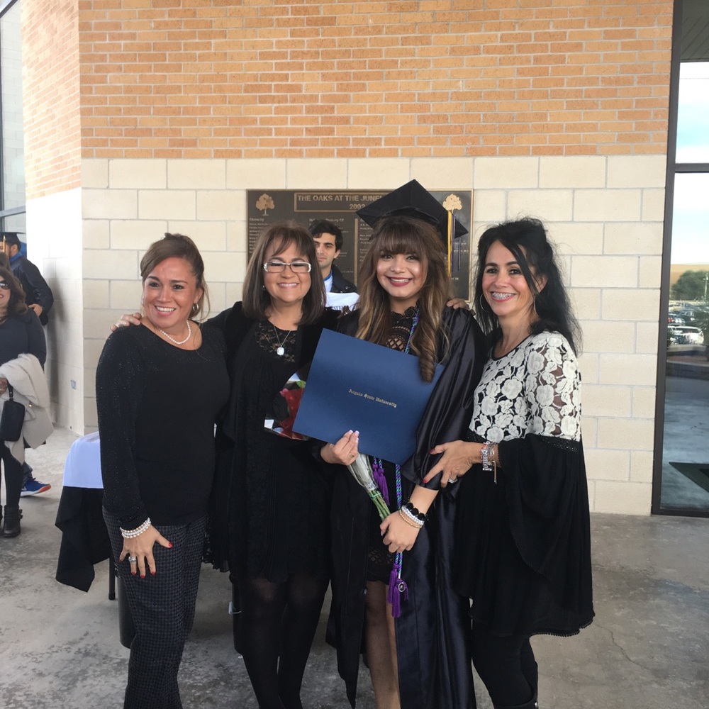 Meet your Posher, Carmen