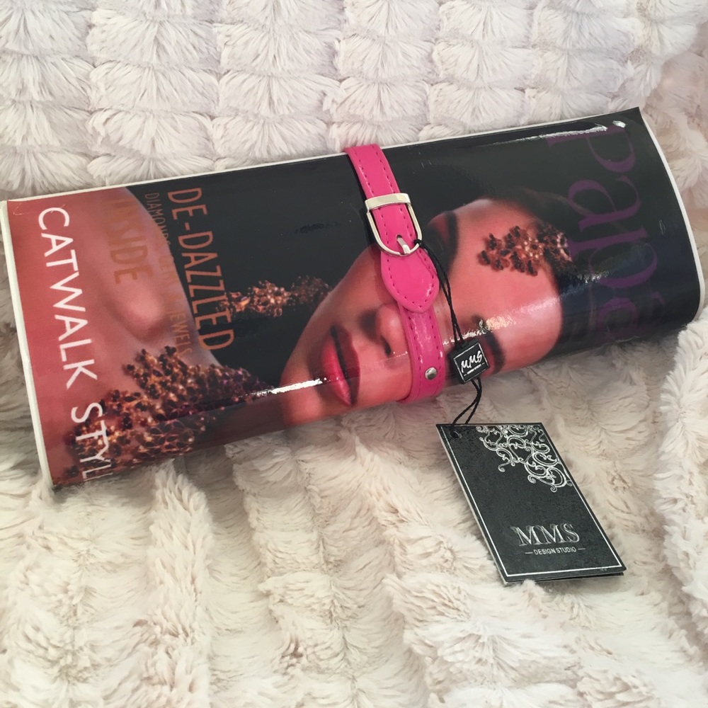 Faux Magazine Hard Clutch