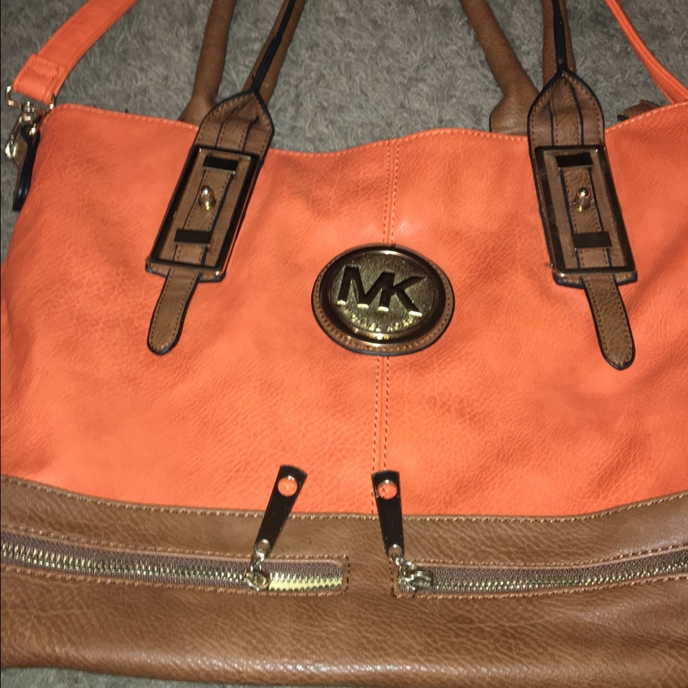 Orange 🍊 Micheal Kors Purse