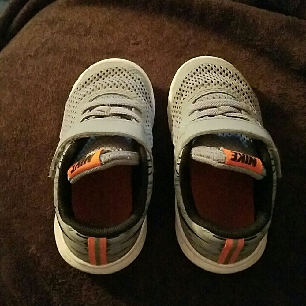 Nike shoes