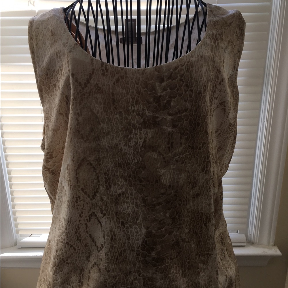 NWOT Chico's Animal Print Tank Top Size 2 (Large).