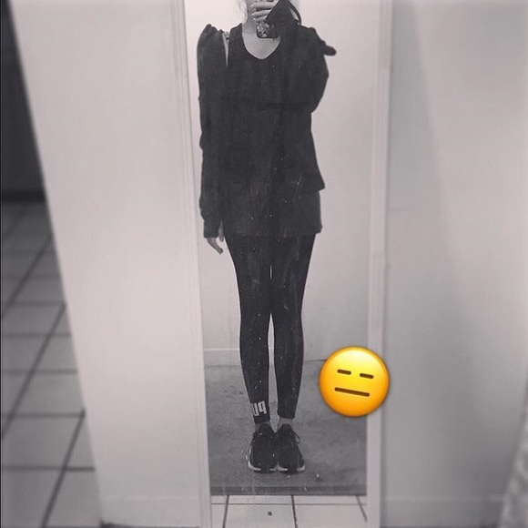 SOLD🎊🎊🎊 - Picture 3 of 3