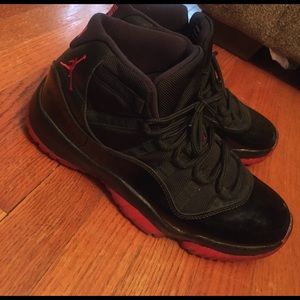 Jordan 11 Dirty Bred