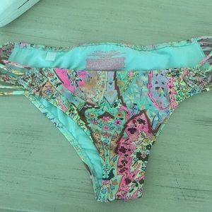 VS bikini bottoms