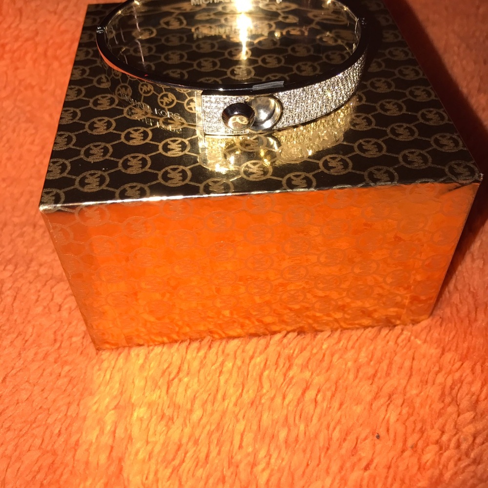 Michael khors bracelet