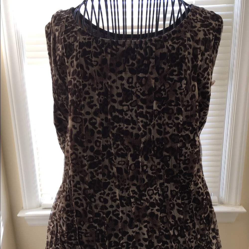 NWT Chico's Animal Print Tank Top Size 2 (Large).