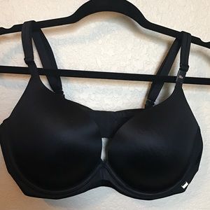 Victoria's Secret Very Sexy lightly lined plunge