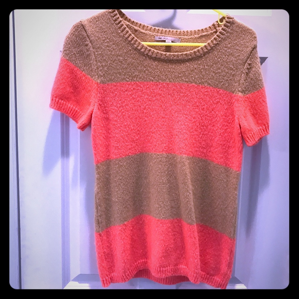 Gap short sleeve sweater