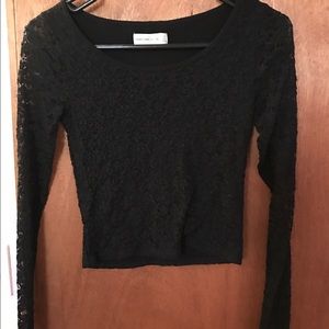 Lace long sleeve crop top