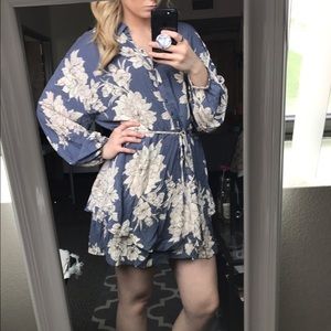 XS FREE PEOPLE BLUE FLORAL DRESS