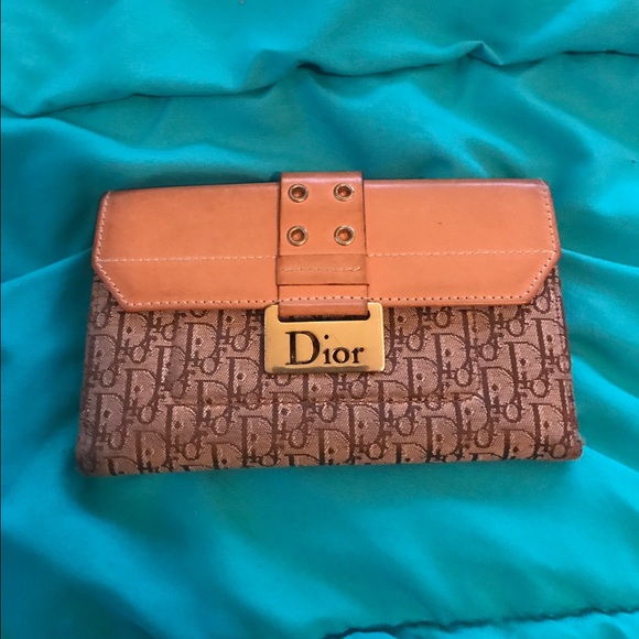 Dior Wallet - Picture 1 of 3