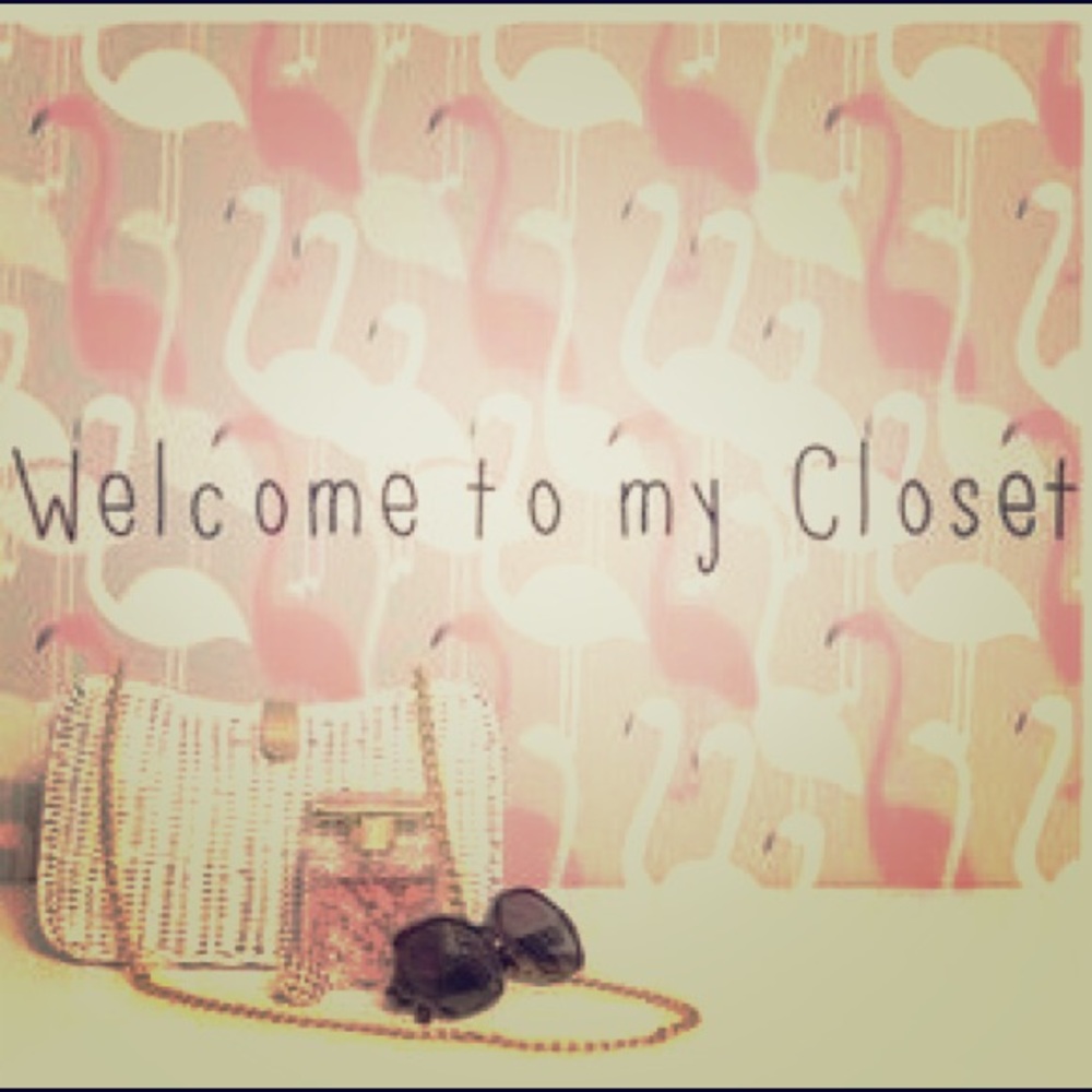 😊 Reasonable offers accepted 😊
Happy shopping!