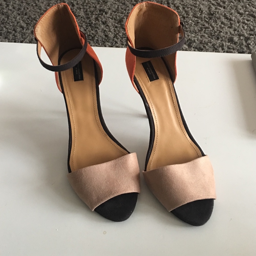 Like new Zara collection by basic orange Black Tan