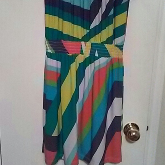 Dress - Picture 3 of 3