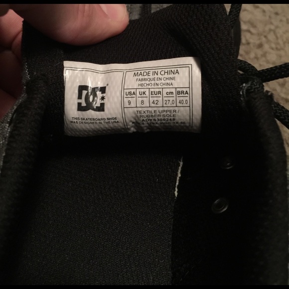 DC shoes - Picture 2 of 3