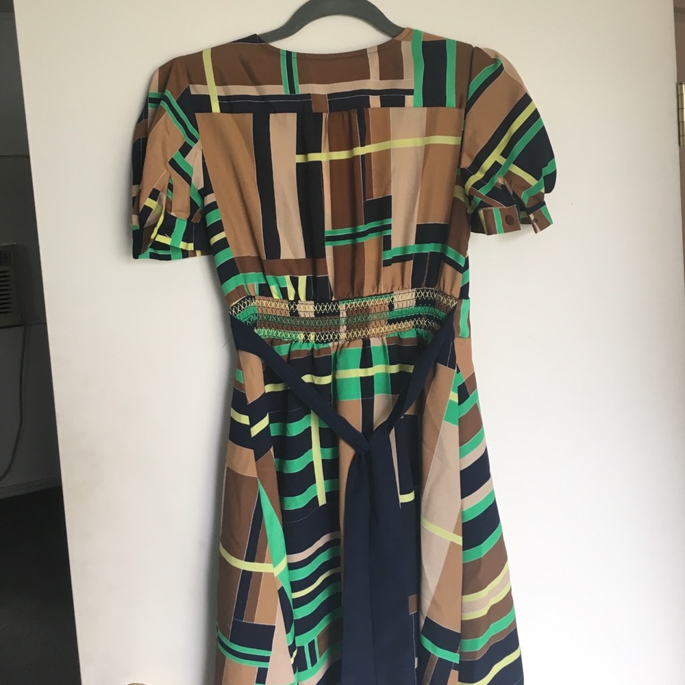 Dress - Picture 3 of 4