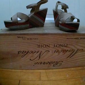 Retro Wedges size 10