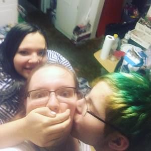 Meet your Posher, Beverly