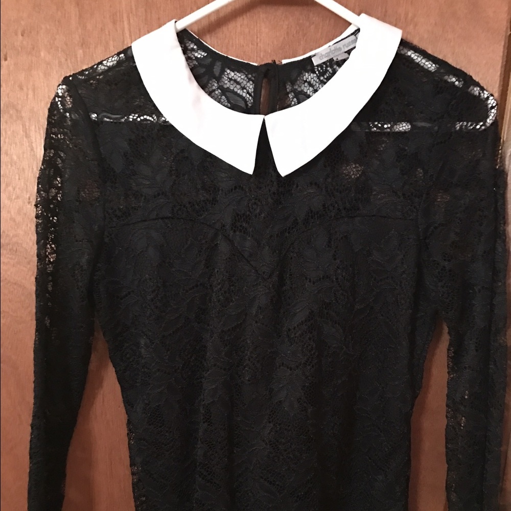 Collared lace long sleeve blouse